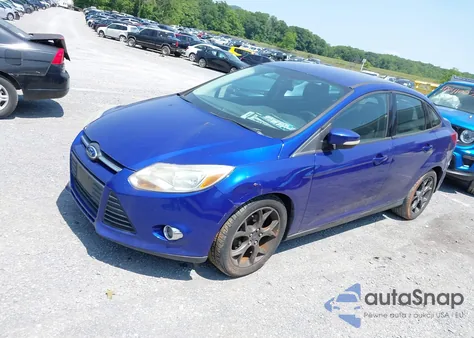 2013 Ford Focus Se z USA, uszkodzony, nr VIN 1FADP3F29DL354150